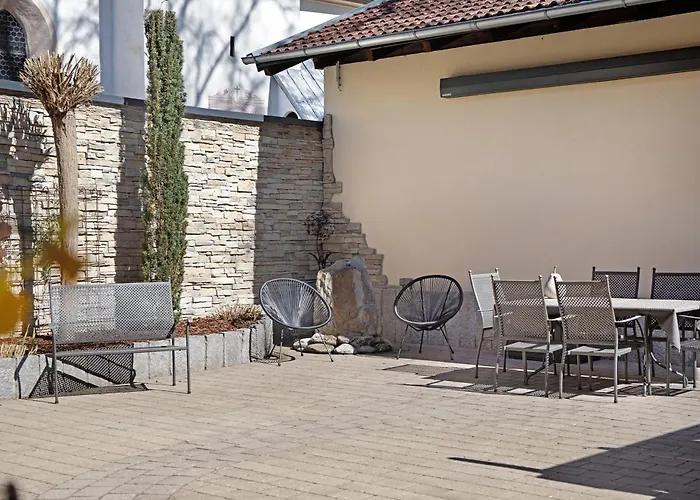 Hof Almfrieden - Dormitz 나서레이스